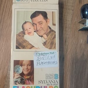 Vintage Sylvania Blue Dot Flashbulbs